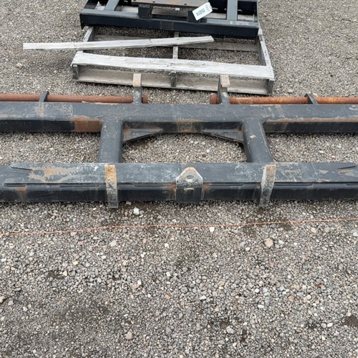 #2031 • TELEHANDER PALLET FORK FRAME