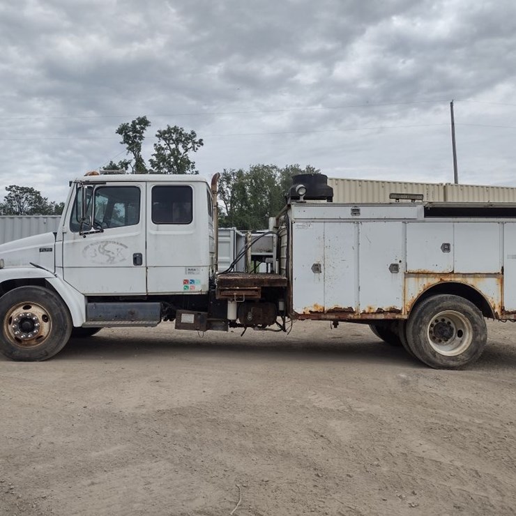 FREIGHTLINER FL70