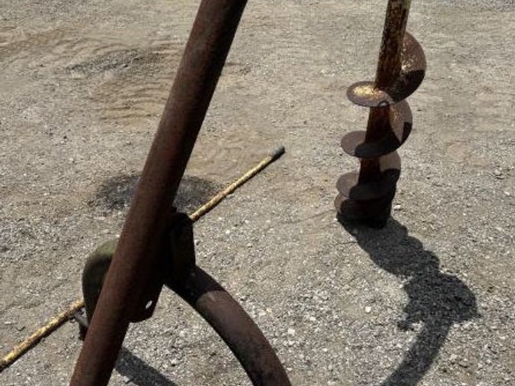 #198-•-3-pt-post-hole-digger---no-pto-shaft-image-5