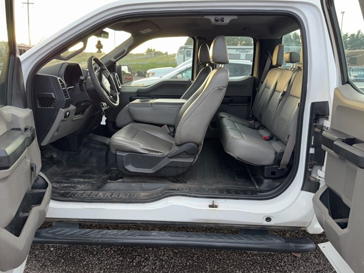 2015-ford-f150-image-17