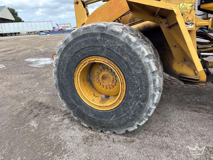 caterpillar-938g-image-5