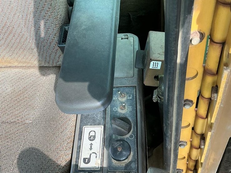 2003-caterpillar-539-image-44