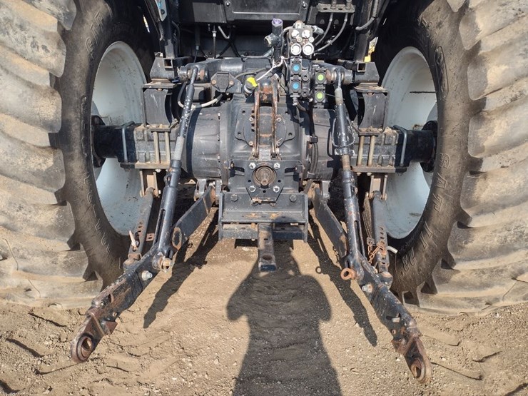 new-holland-ts6020-image-30
