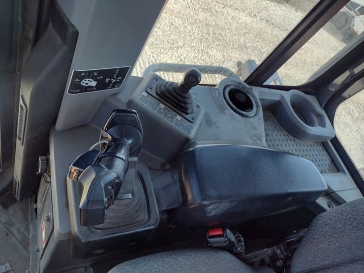 deere-700l-xlt-image-9