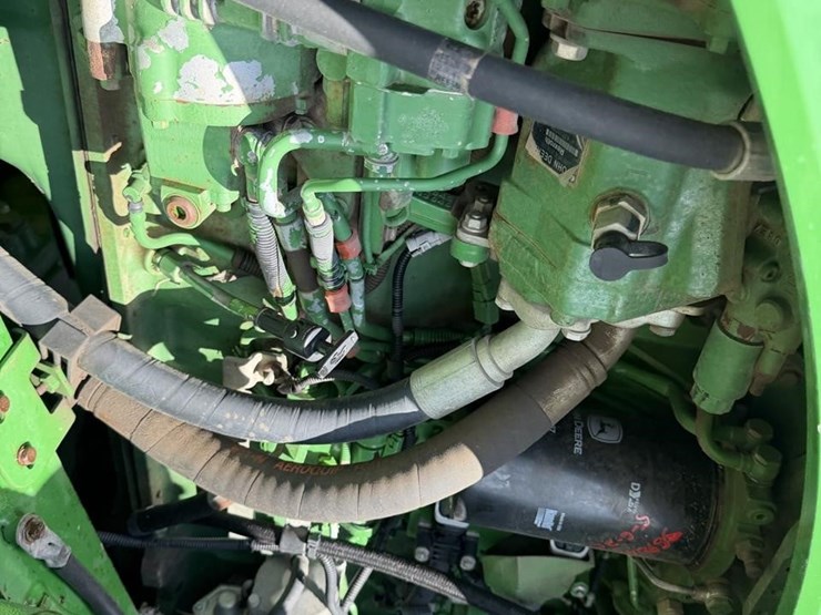 2017-john-deere-9570rx-image-16