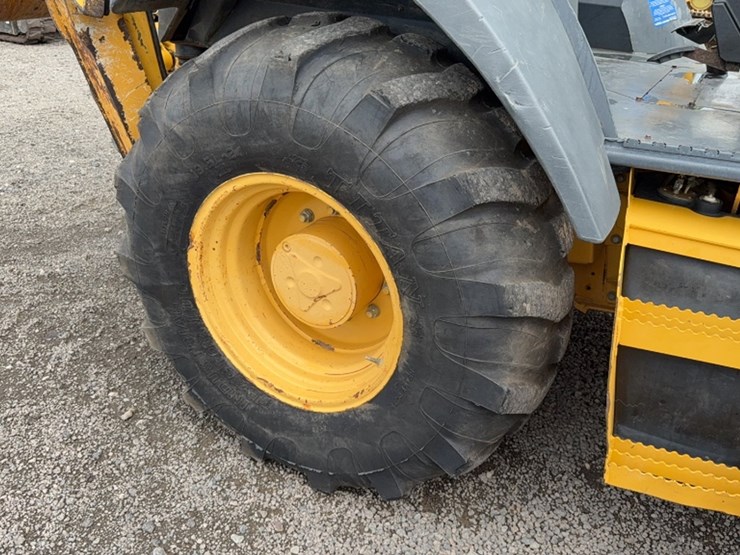 deere-310j-image-6