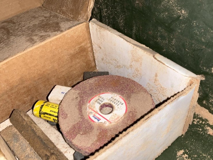 #178-•-jockey-grinders-and-parts-cabinet-image-9