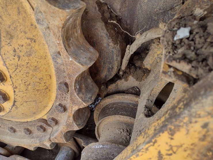 deere-700h-lt-image-26