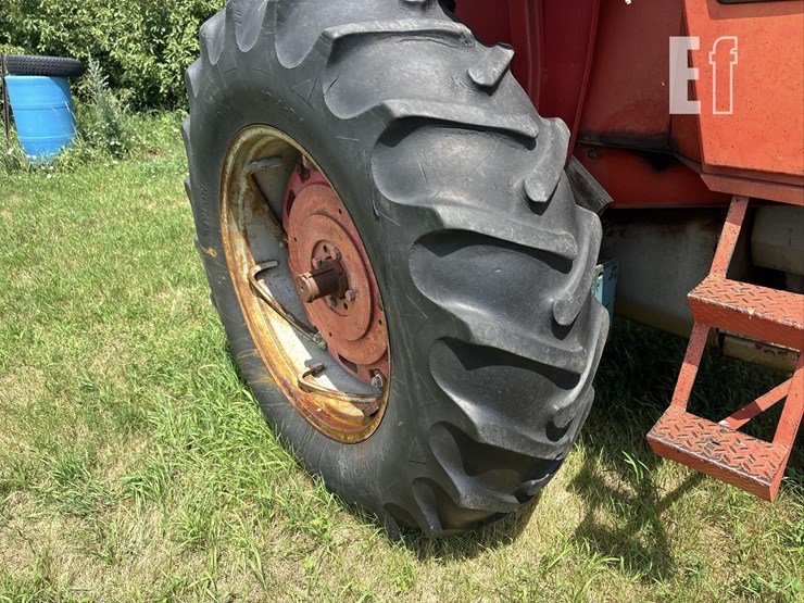 massey-ferguson-1100-image-9