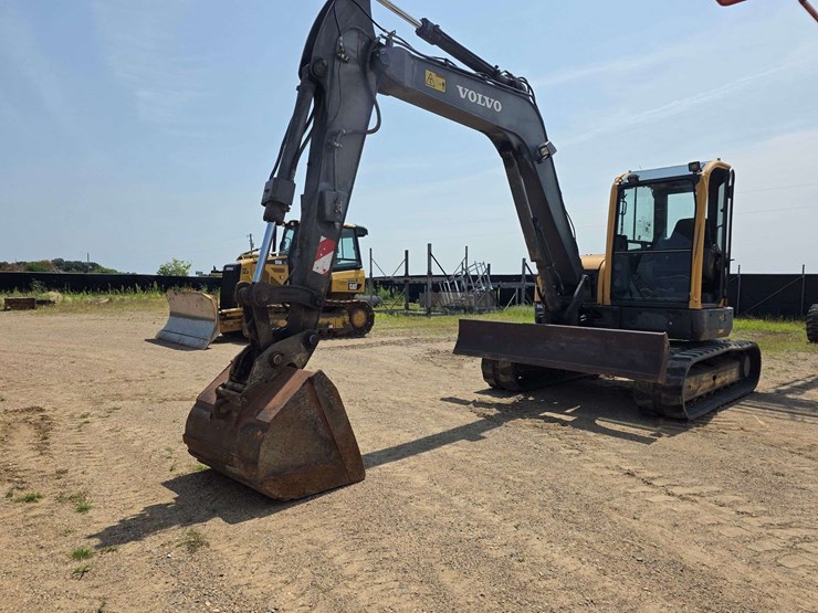 2007-volvo-ecr88-image-7