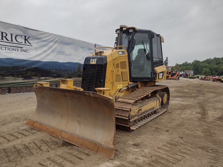 caterpillar-d4k2-xl-image-36