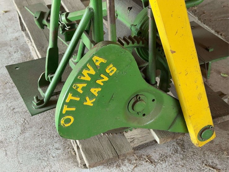ottawa-540-pto-powered-saw-image-2