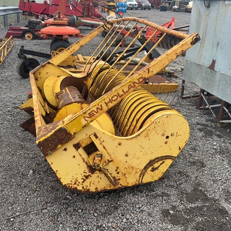 NEW HOLLAND 770