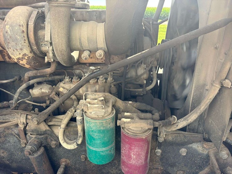 1986-mack-valueliner-image-35