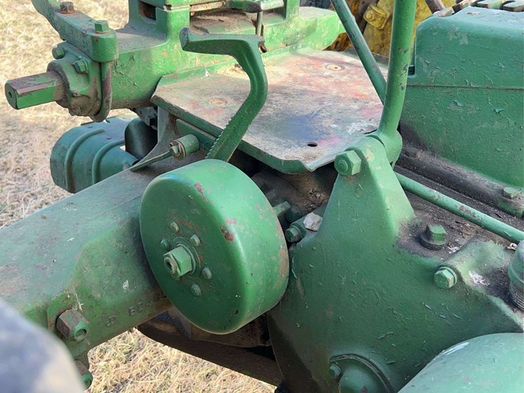 john-deere-model-b-image-26