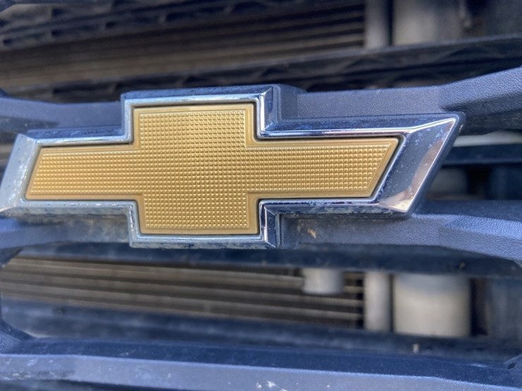 2020-chevrolet-silverado-2500-image-8