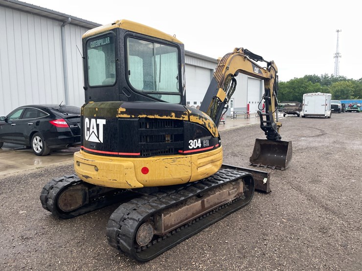 2004-caterpillar-304-image-5