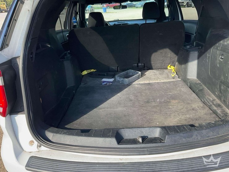 2019-ford-explorer-image-31