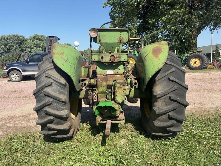 john-deere-720-image-6