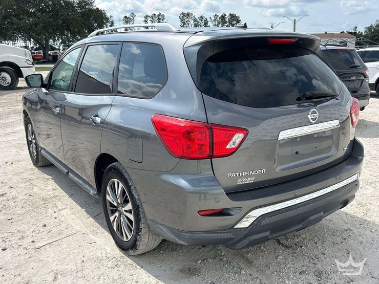 2018-nissan-pathfinder-image-4