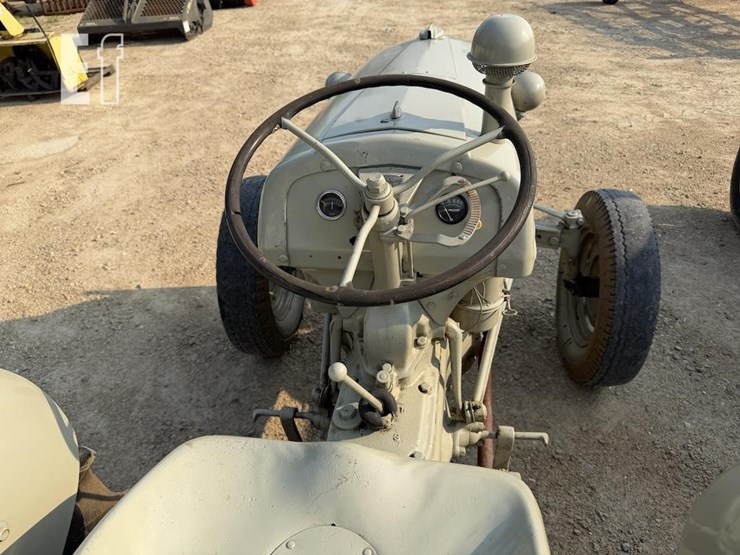 ford-8n-image-7