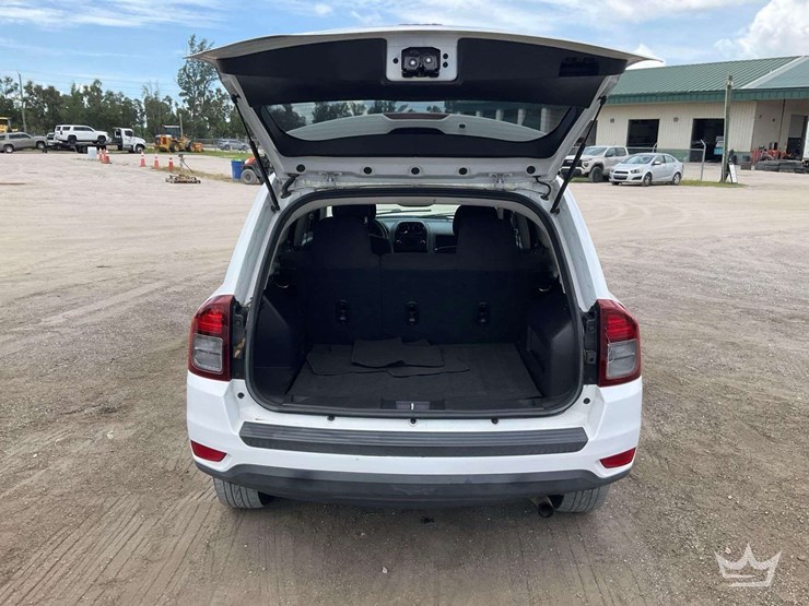 2016-jeep-compass-image-26