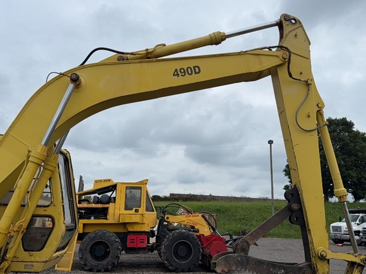 deere-490d-image-4