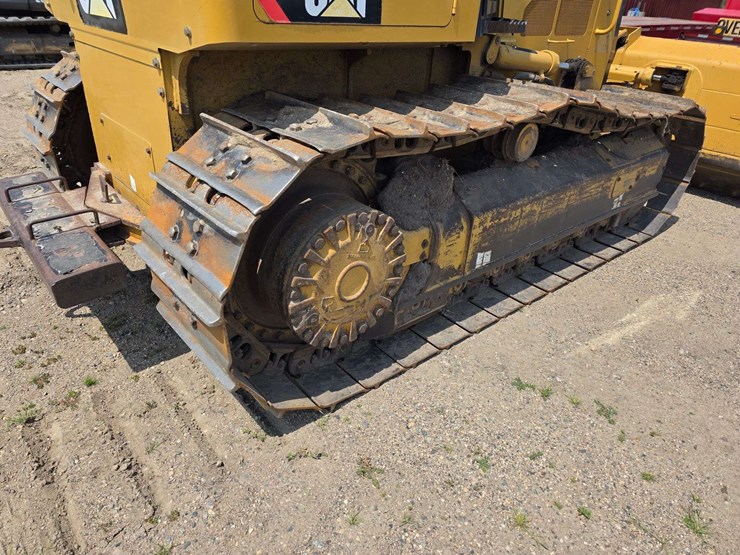 2008-caterpillar-c4.4-image-35