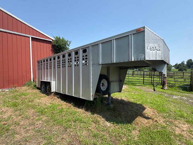 1993-wilson-livestock-trailer-image-4