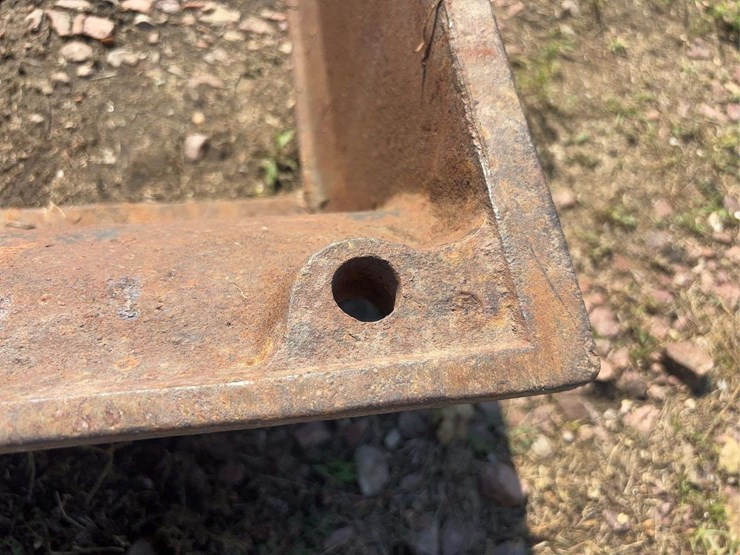 economy-7-horse-hit-and-miss-engine,-cart,-and-original-base-image-50