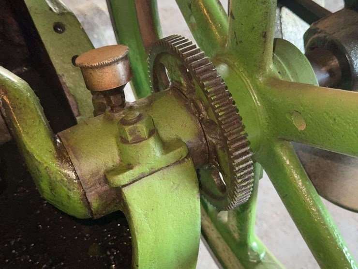 root-and-vandervoort-john-deere-4-horse-hit-and-miss-engine-with-cart-image-19