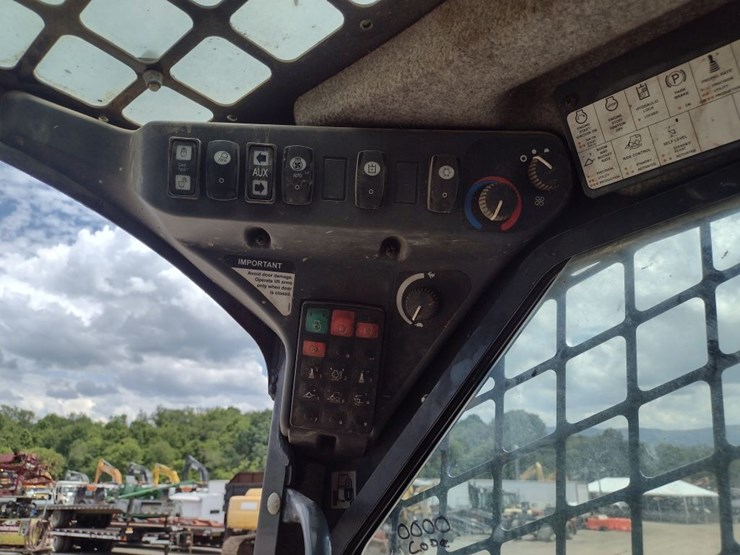 deere-333g-image-8