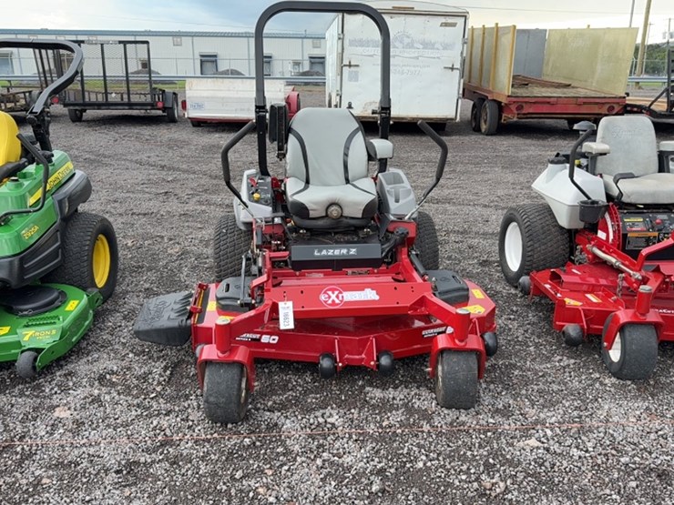 #3090-•-2017-exmark-lazer-z-zero-turn-mower-image-2