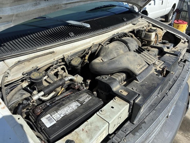 2007-ford-e350-image-18