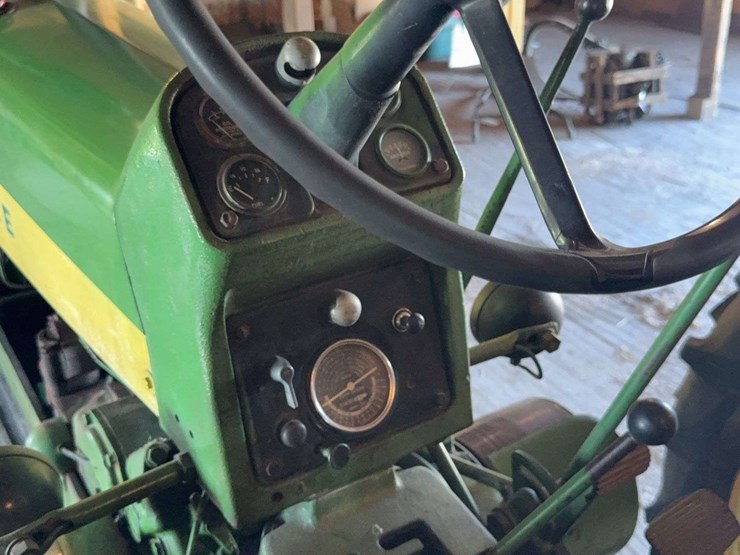 john-deere-530-image-46