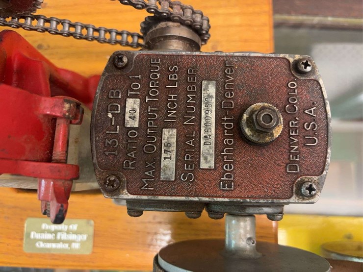 1/2-scale-john-deere-model-e-horse-hit-and-miss-wngine-and-arcade-burr-mill-image-20