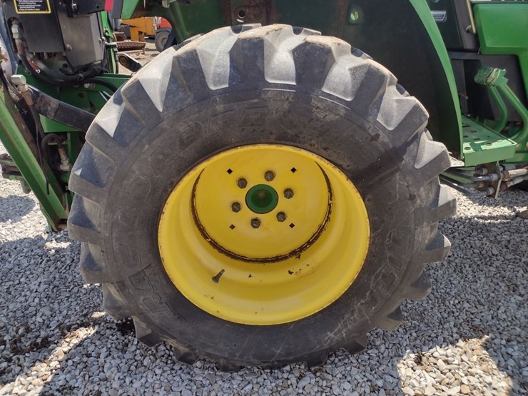 john-deere-790-image-22