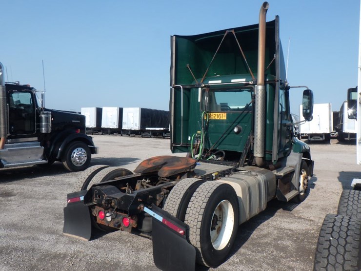2017-mack-ch612-image-5