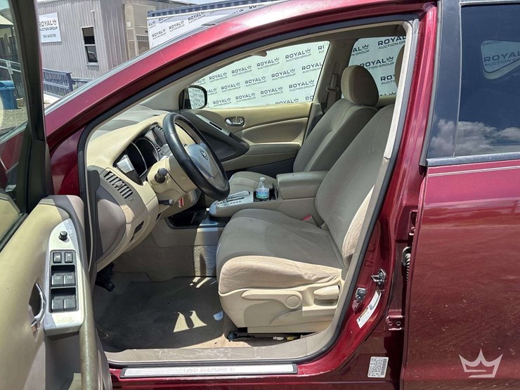 2012-nissan-murano-image-11