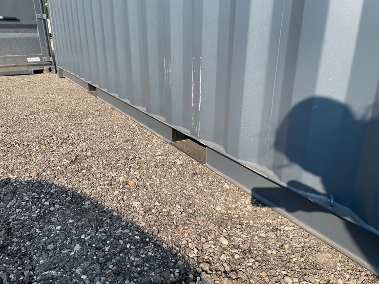 #4522-•-20'-single-trip-standard-height-shipping-container-image-12