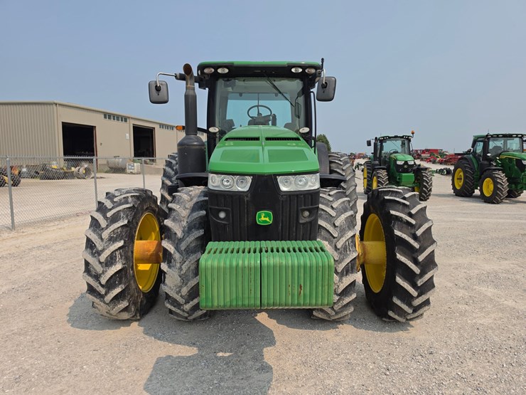 2012-john-deere-8335r-image-2