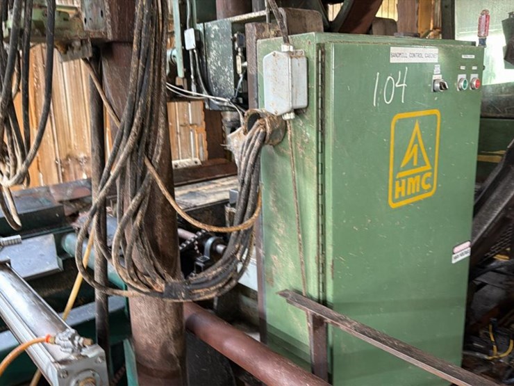 #104-•-4-headblock-hmc-ag-50bd-right-hand-carriage-and-track-frame-image-42