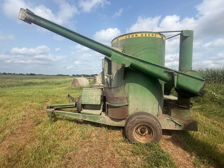 john-deere-700-image-9