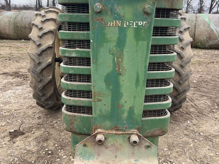 john-deere-model-b-image-9