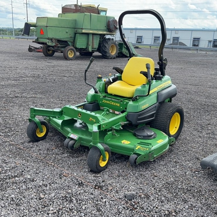 JOHN DEERE A