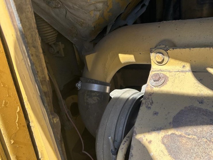 caterpillar-d6h-ii-image-35
