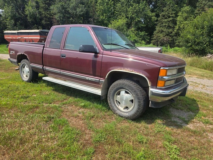 1999-chevrolet-1500-image-2