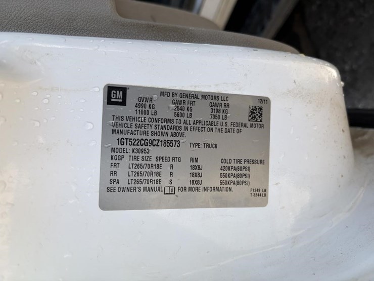 2012-gmc-sierra-3500hd-image-28