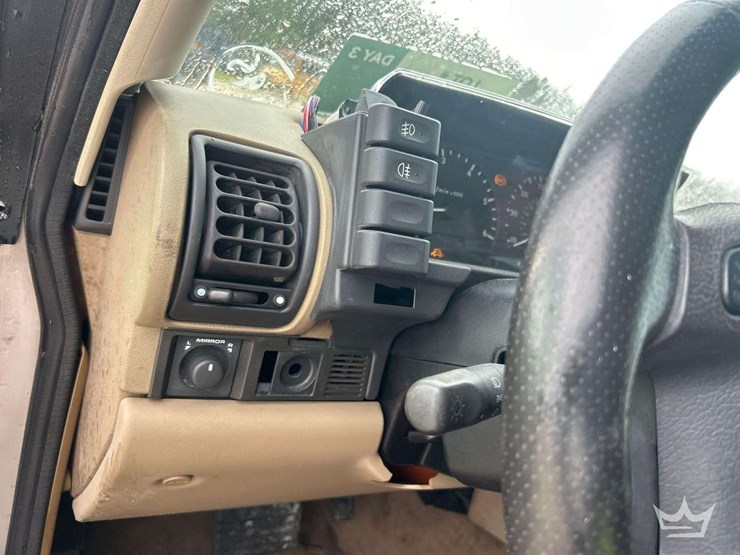 2000-land-rover-discovery-ii-image-15
