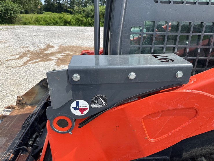 2022-kubota-svl97-2-image-8